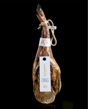 Paleta de cebo 50% ibérica, pieza entera curada artesanalmente.